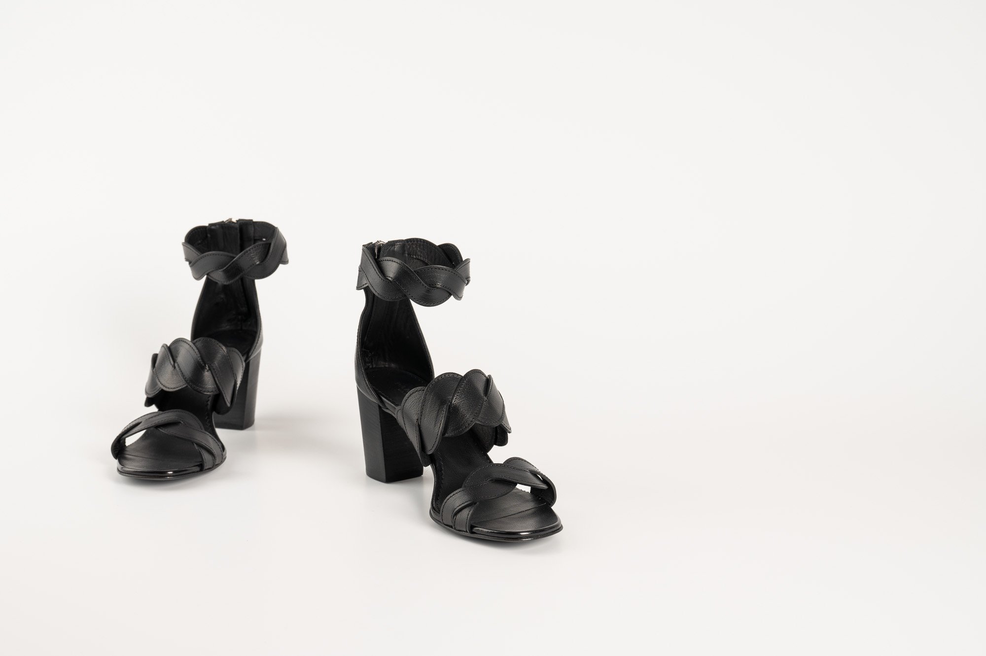 SS23 PN041-011 Lagos Sandal Svart Skinn 16041E Lagos Nero Handmade in Italy by Pantanetti_06
